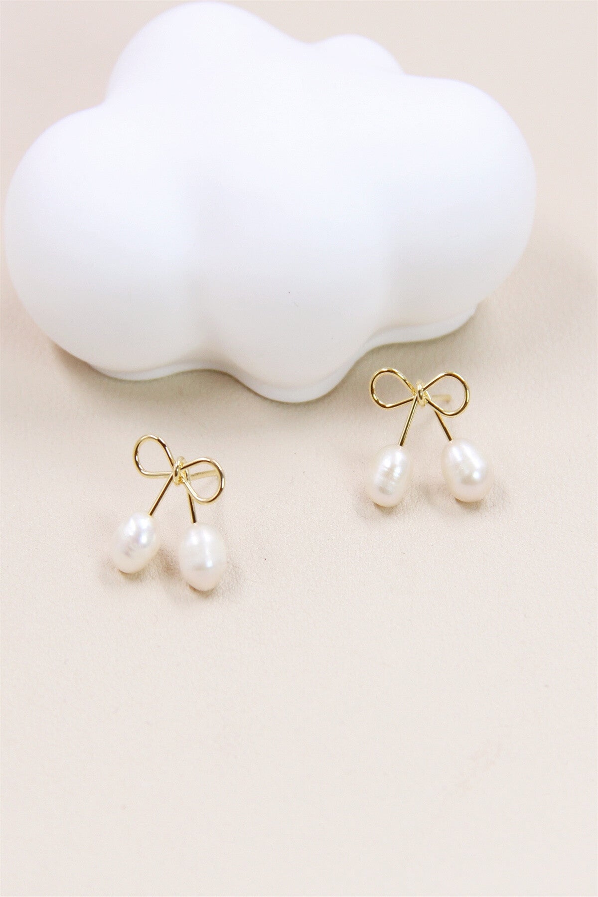 Boucles d’Oreilles Cerise en tige Argent 925: Charme Hypoallergénique