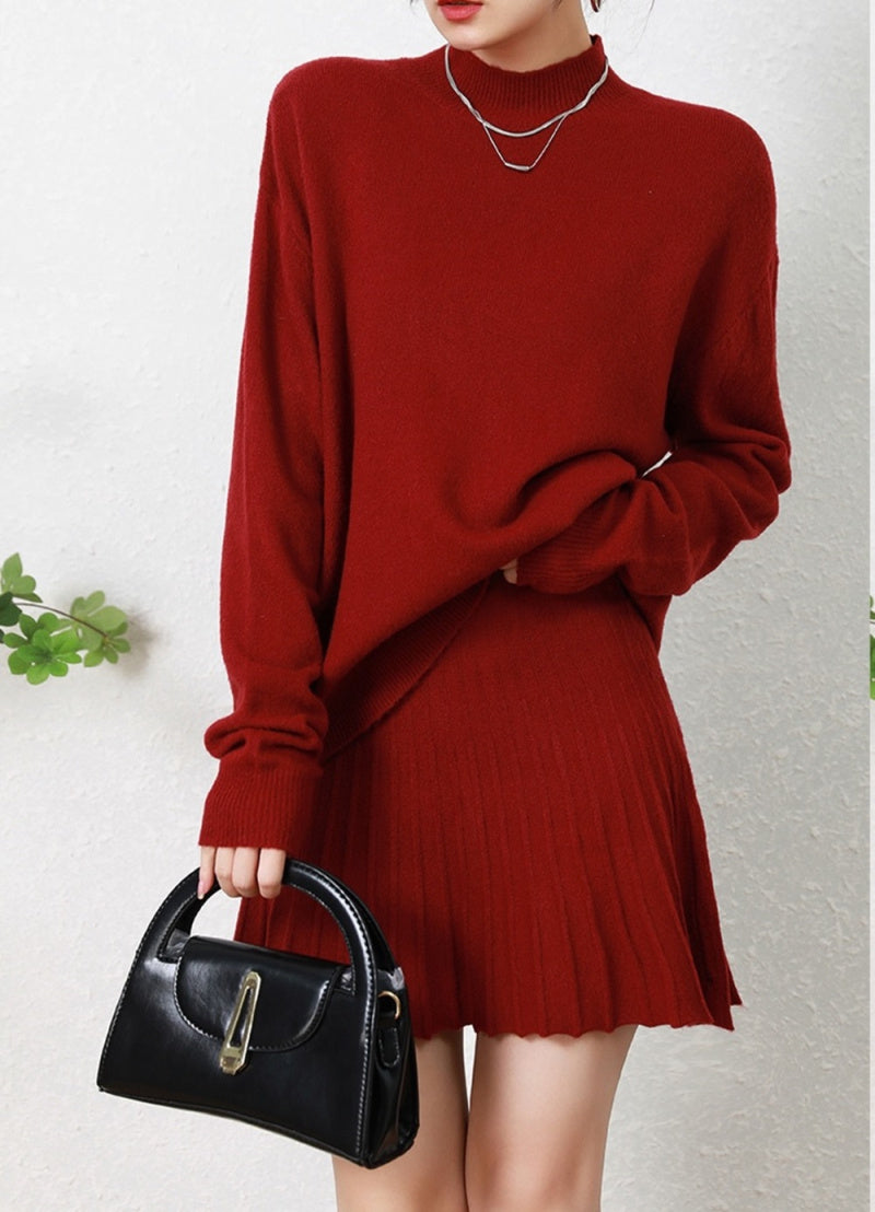 ENSEMBLE PULL ET JUPE PLISSEE