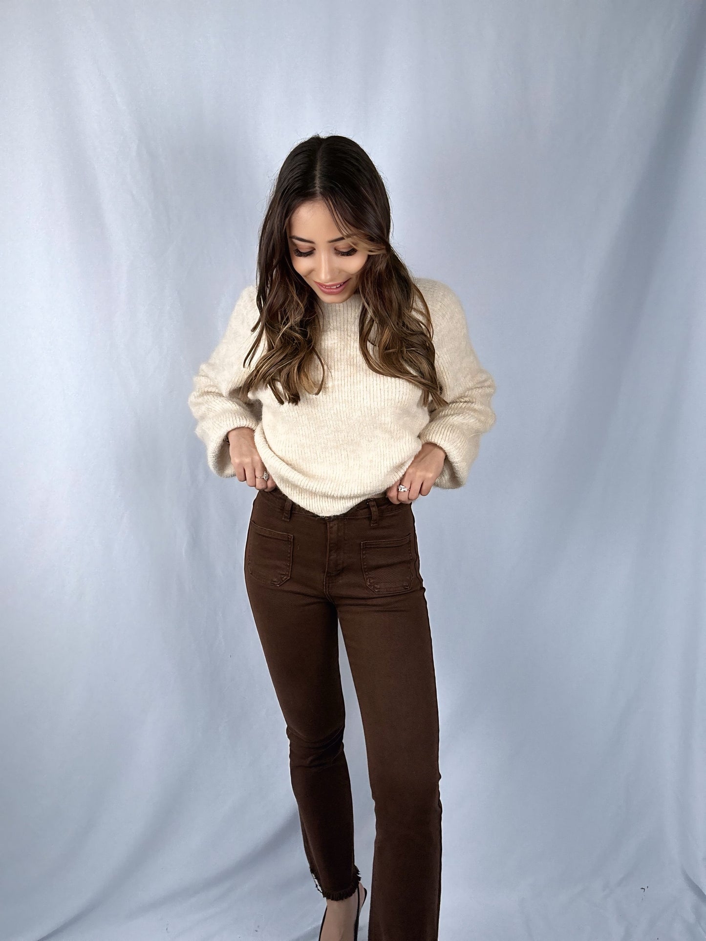 PULL DENTELLE AU DOS