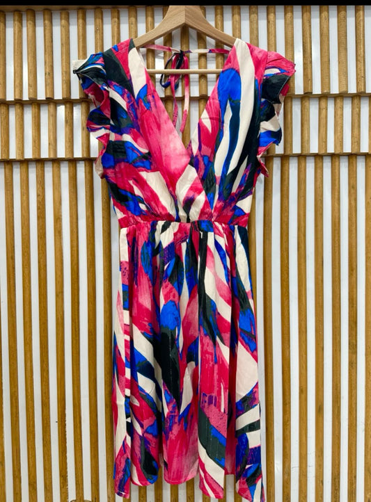 Robe avec manches volants