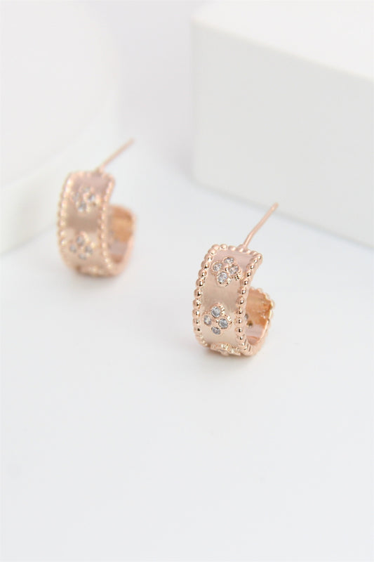 Boucle d'oreille créole fleur hypoallergénique