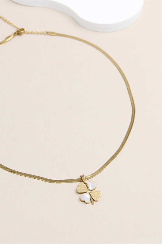 Collier Trèfle en Nacre et Acier Inoxydable - Élégance et Chance